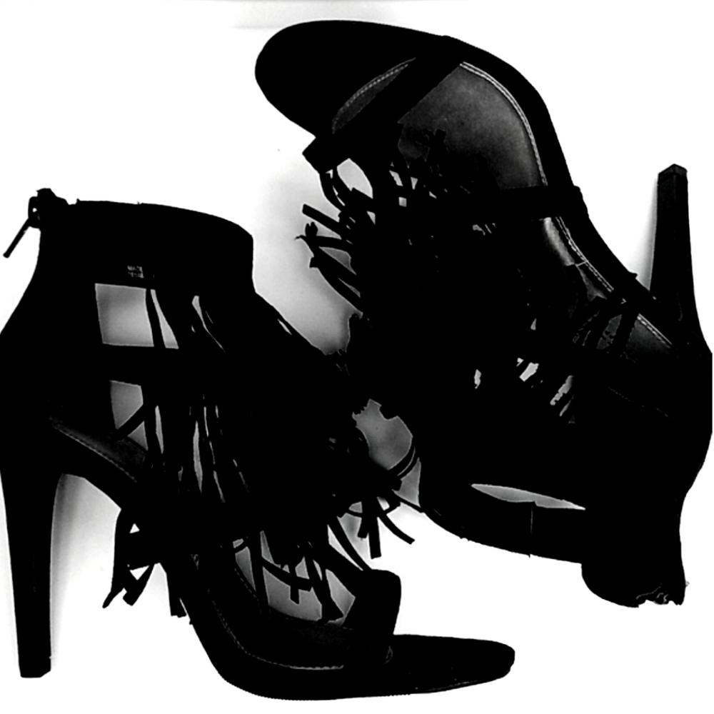 A New Approach - NWT- Fringe Heels